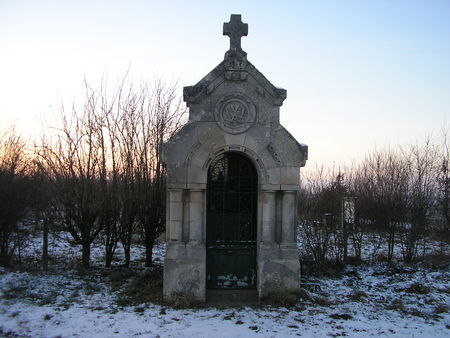 CALVAIRE ENTRE METZ-EN-COUTURE ET RUYAULTCOURT