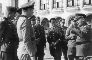 1943-kohlermann-palaismed