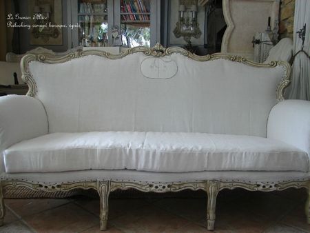 Canapé baroque relooking apres decoration de charme shabby le grenier dalice