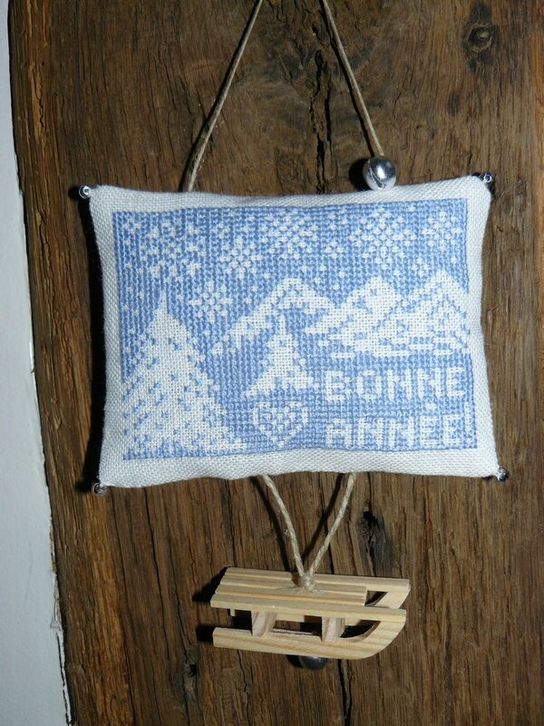 ACC 125 - 10 euros, FDP non compris.