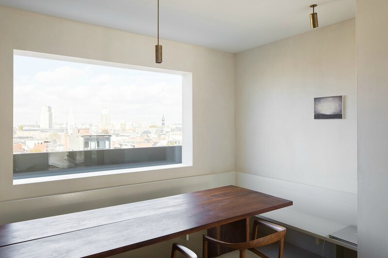 appartement anvers Hans-Verstuyft-Antwerp-Residence-and-Office-10