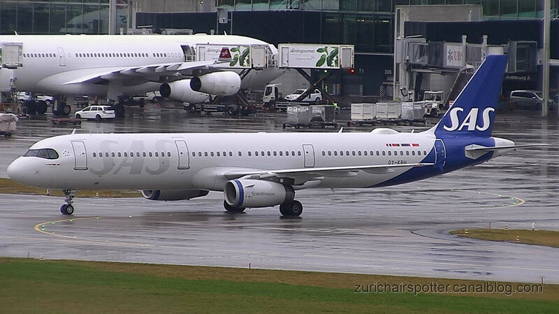 Airbus A321-232 new livery (OY-KBH) SAS Scandinavian airlines