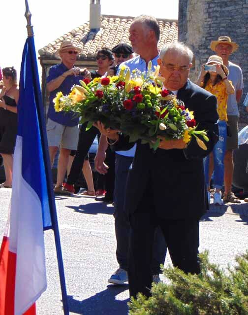 Cérémonie de Gordes, le 2 août 2015 