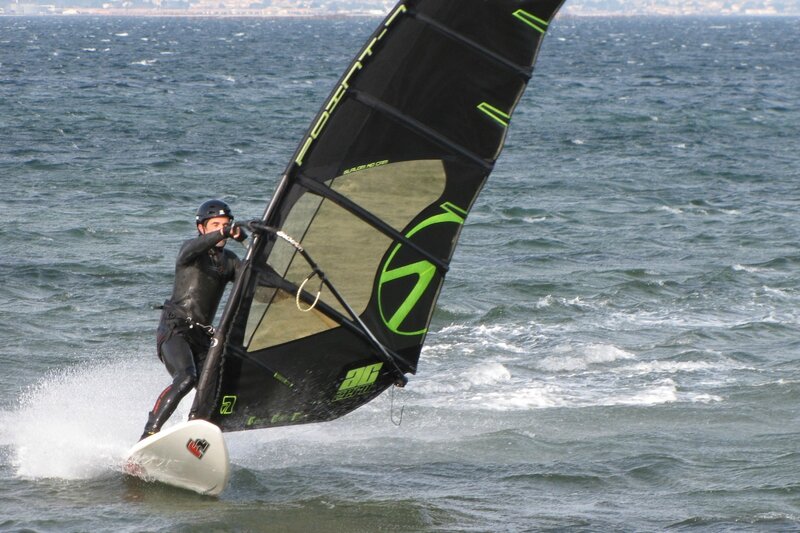 2011_03_01_windsurfeur_étang