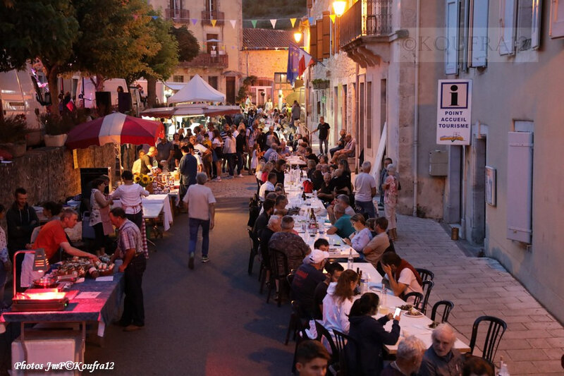 Photos JMP©Koufra 12 - Cornus - Marché de Pays - Les Contraires - 16082019 - 0215