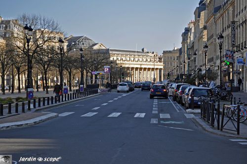 Le Grand-Théâtre de Bordeaux au bout de l'Allée de Tourny