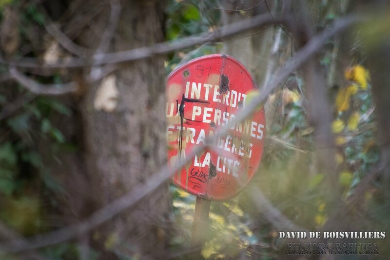 Interdit aux personnes étrangères ...