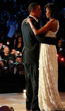 president-obama-michelle-neighborhood-inaugural-ball