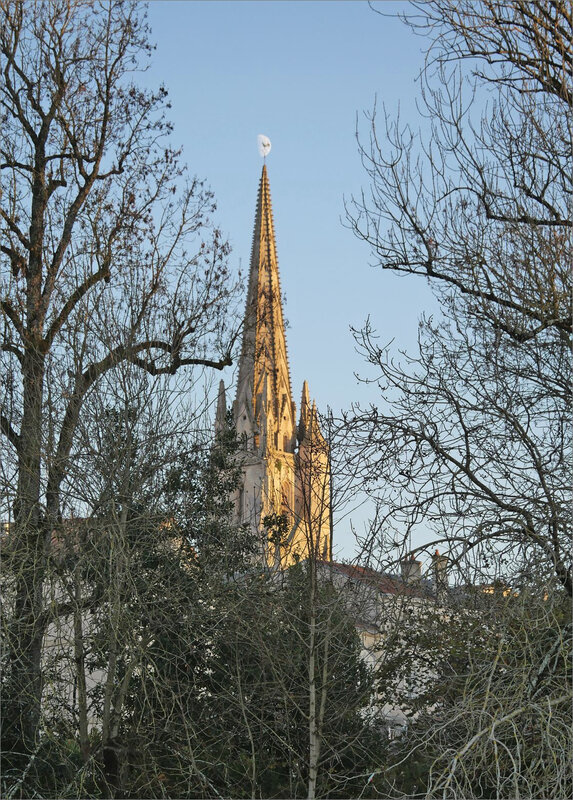 Eglise ND cop lune 3 231120