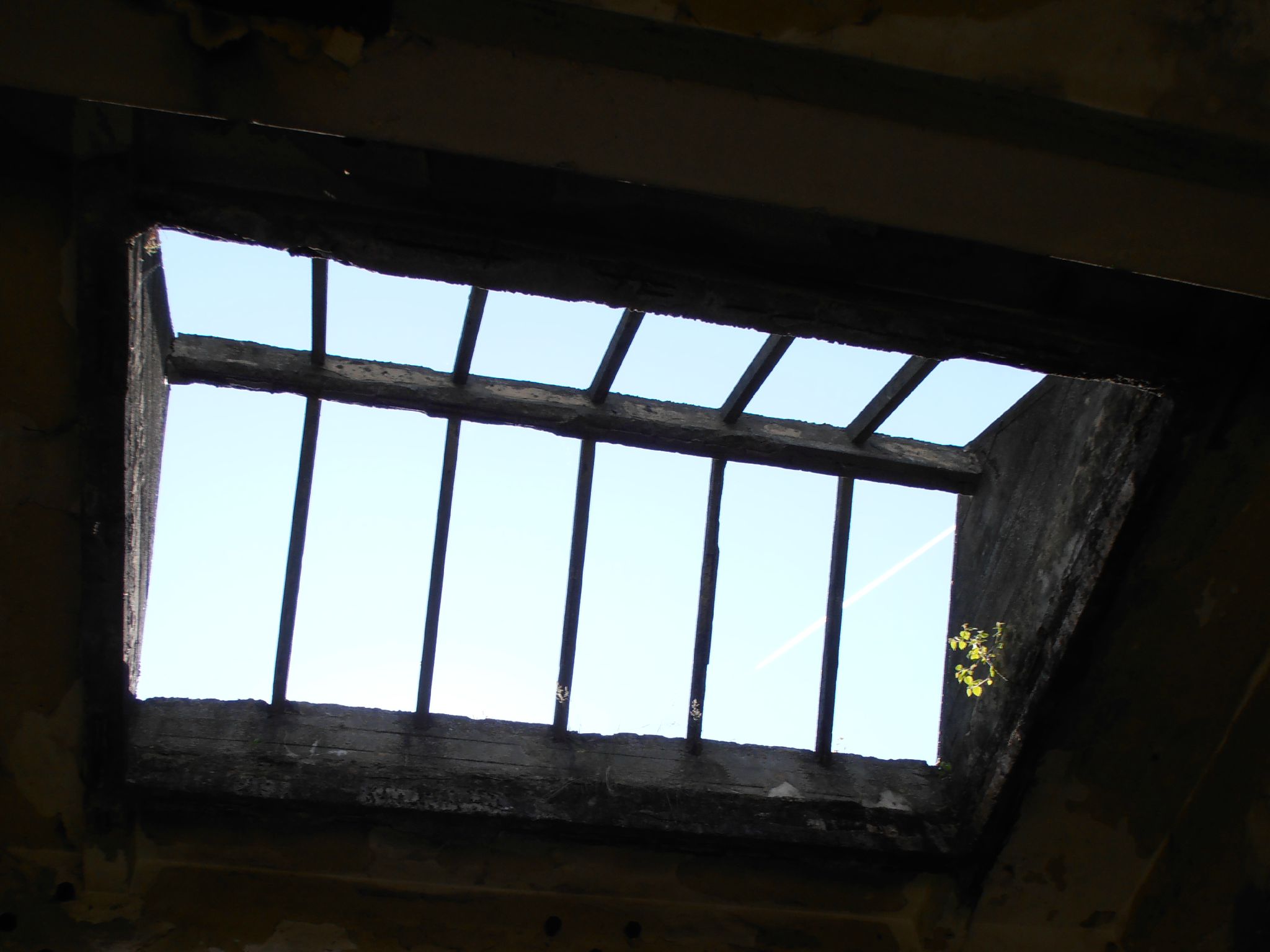 Marcasse - Salles des compresseurs - 20120702_06