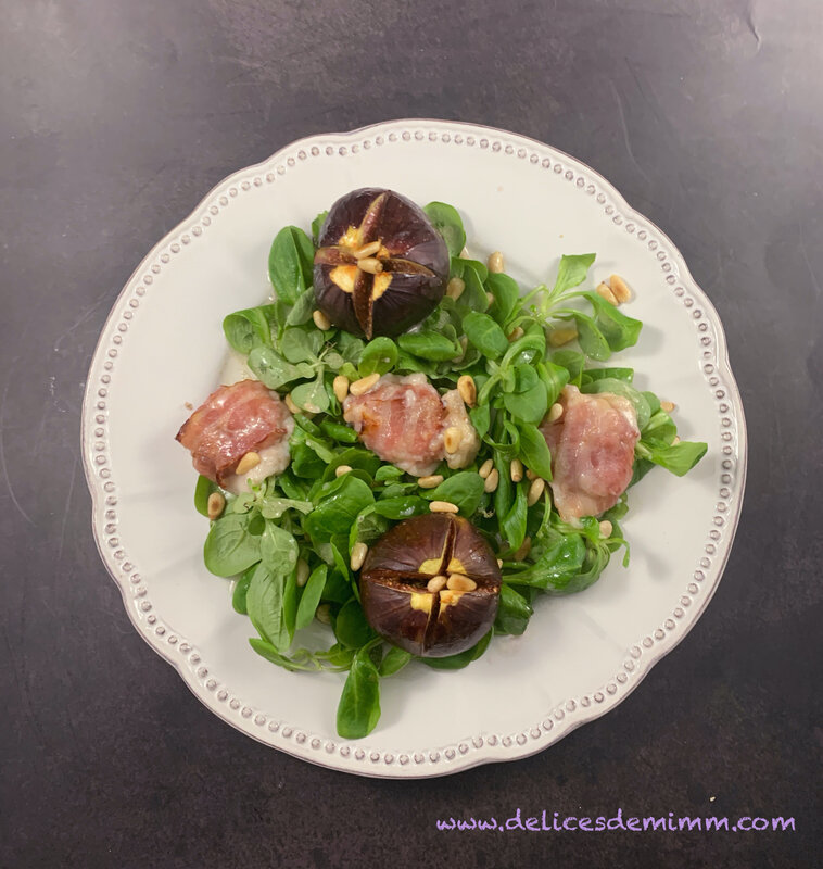 Salade de chèvre chaud aux figues rôties au miel