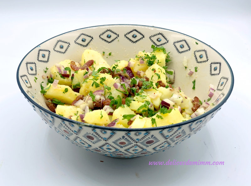 Salade tiède de pommes de terre aux lardons 3