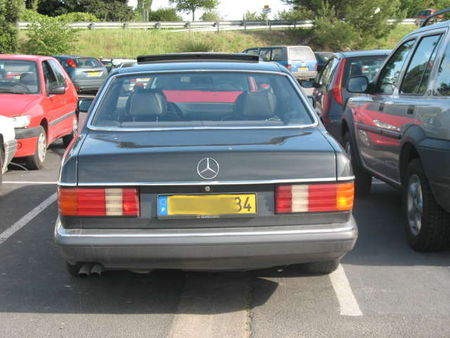 Mercedes560SECar