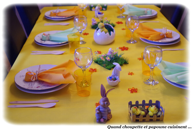 table de Pâques 2019 n°2-8998
