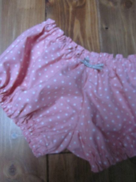 culotte en coton rose à petits pois et noeud contrasté
