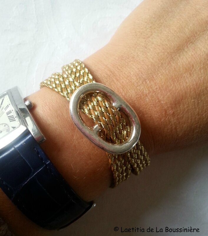 Bracelet Grain de Café (doré) porté