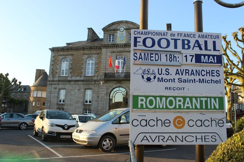 Avranches vs