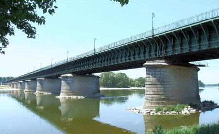 Pont-canal_de_Briare_-3