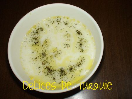 yogurtlu_corbasi