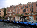 Gondoles_de_Venise1