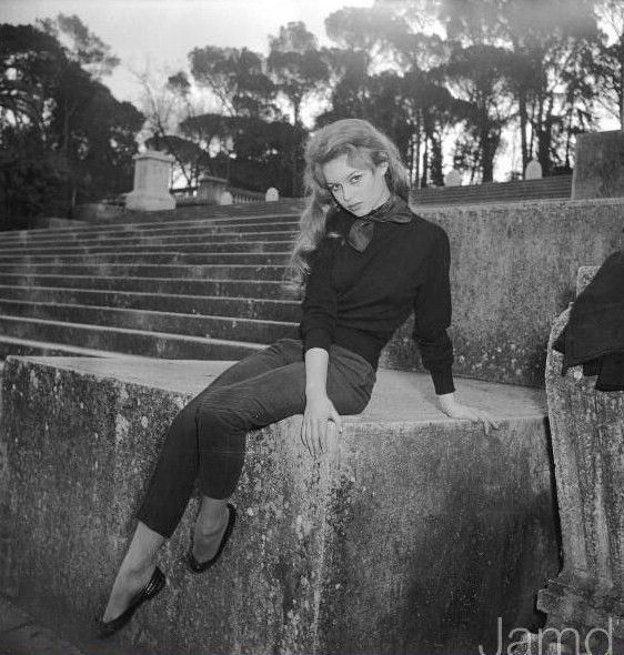 1956-pull_noir-012-1