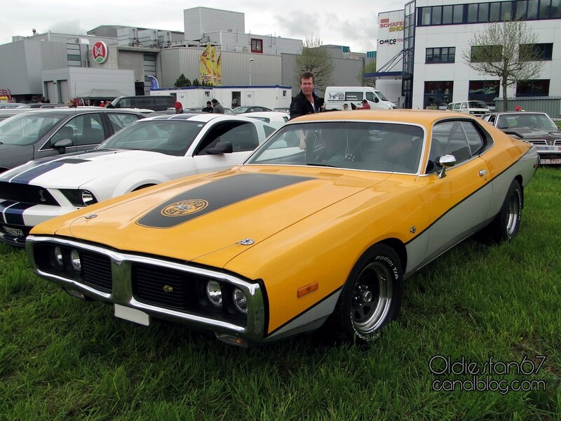 dodge-charger-super-bee-1973-1