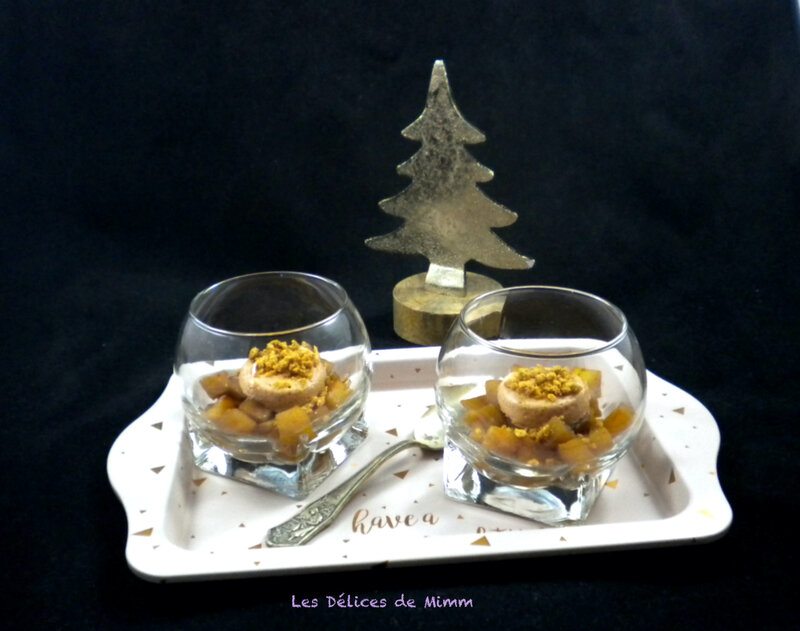 Verrine de foie gras aux pommes caramélisées et aux spéculoos 2