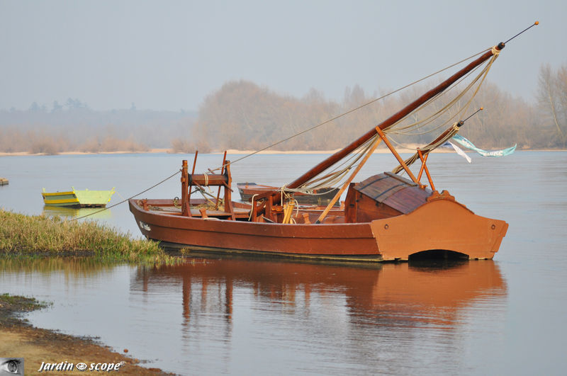 Bateaux sur la Loire à Bou (45 - Loiret)