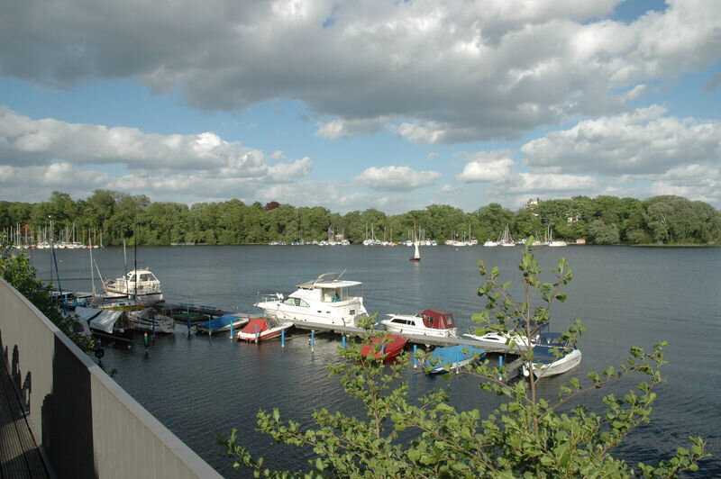 Photo-vue-terasse-restaurant-pavillon du lac-Tegel