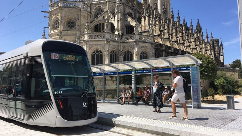 tram_station_saint-pierre-4360268