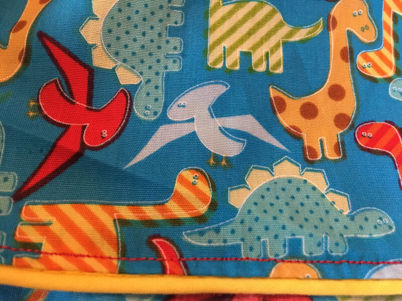 short de nuit coton fond bleu motifs dinosaures et passepoil jaune modele blog elle frost t36 2