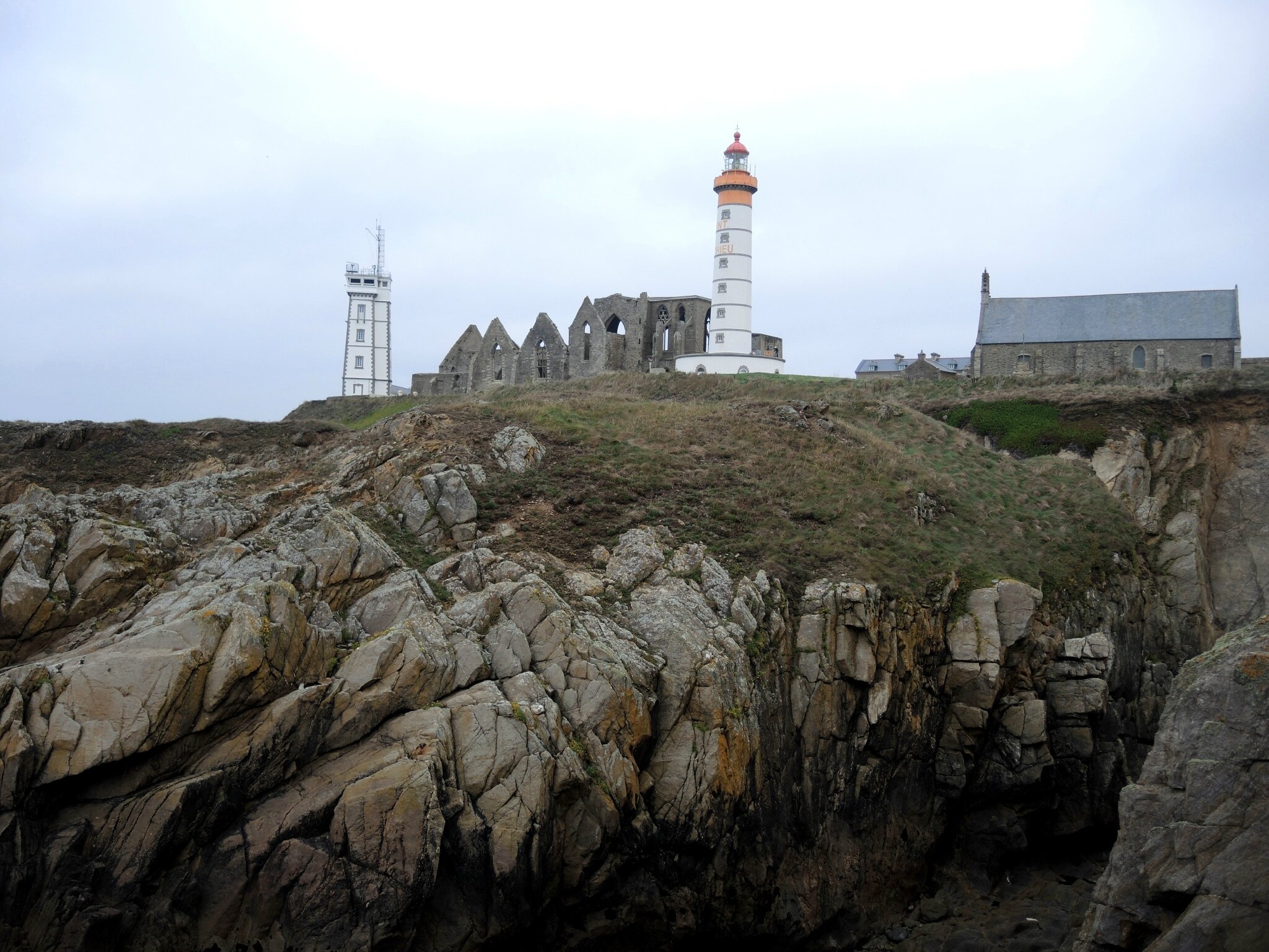 Pointe Saint-Mathieu, phare et côte