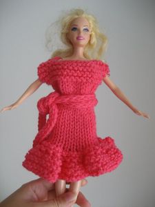 robe_barbie_salsa_rose_point_mousse_et_point_jersey_ceinture_tricotin_assortie_2