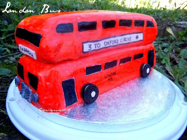 london bus cake[1]