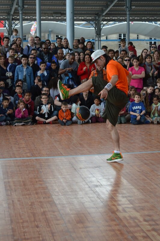 Séan Champion du monde de freestyle avec des Nike Flynit chukka