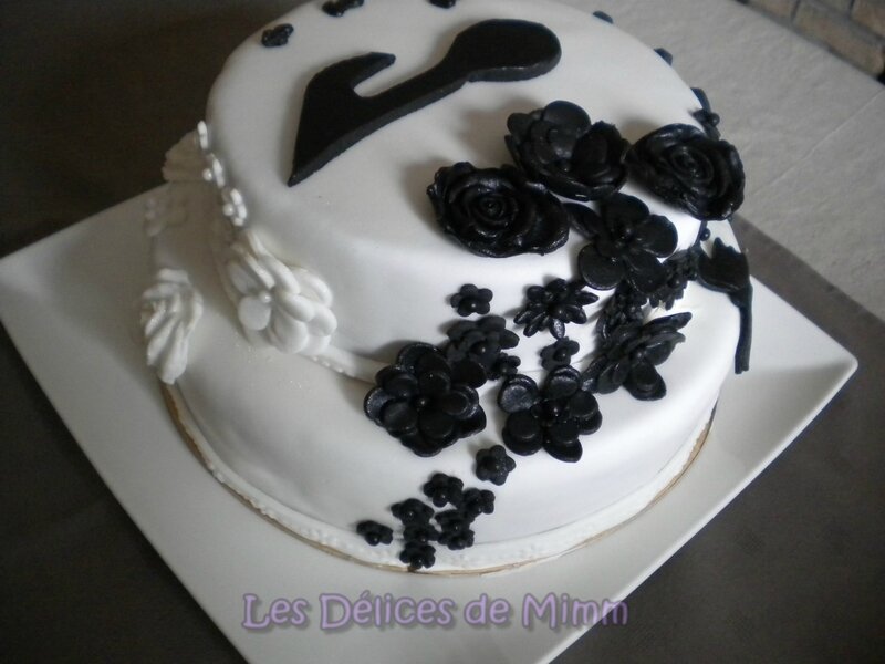 Gâteau Notes de Musique en noir et blanc 6