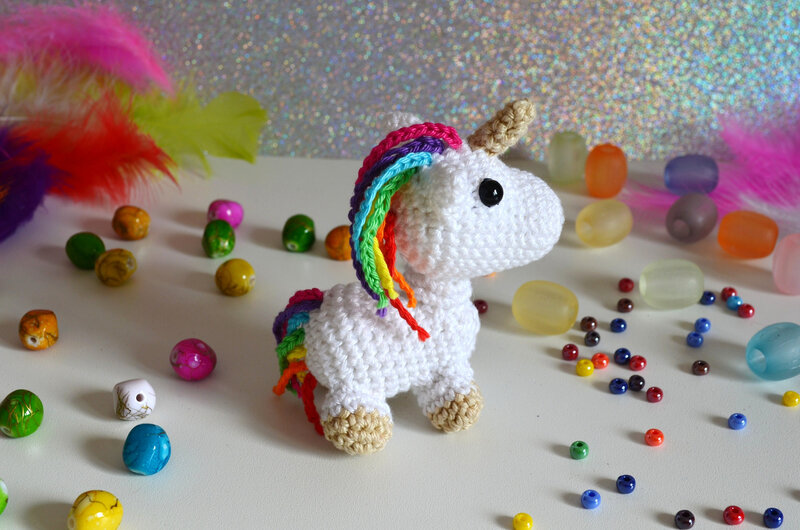 Licorne arc en ciel-Ahookit-La chouette bricole (8)