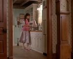 Beetle_Juice_Geena_Davis_kitchen_pinny_bmp_500x410