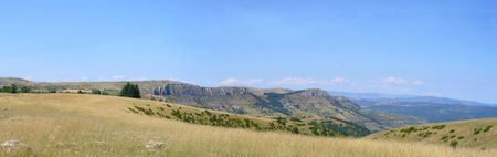 Causses_panoramique