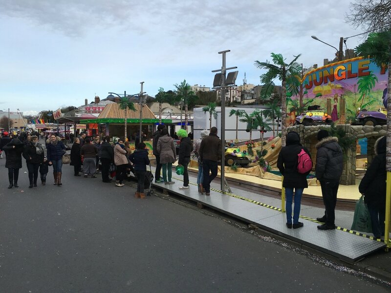 Carnaval de Granville la Grande Cavalcade dimanche 7 février 2016 fête foraine place de la Gare