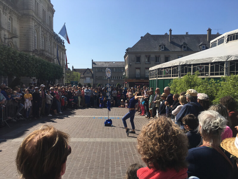 JSLP_2018_Coutances_spectacle rue
