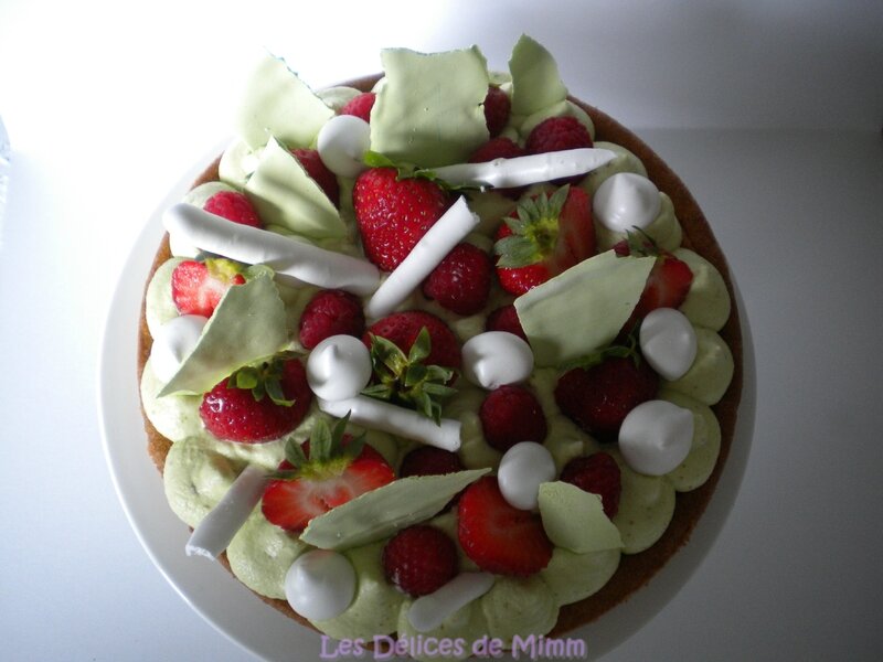 Gâteau aux fraises, framboises et pistaches façon FantastiK 5