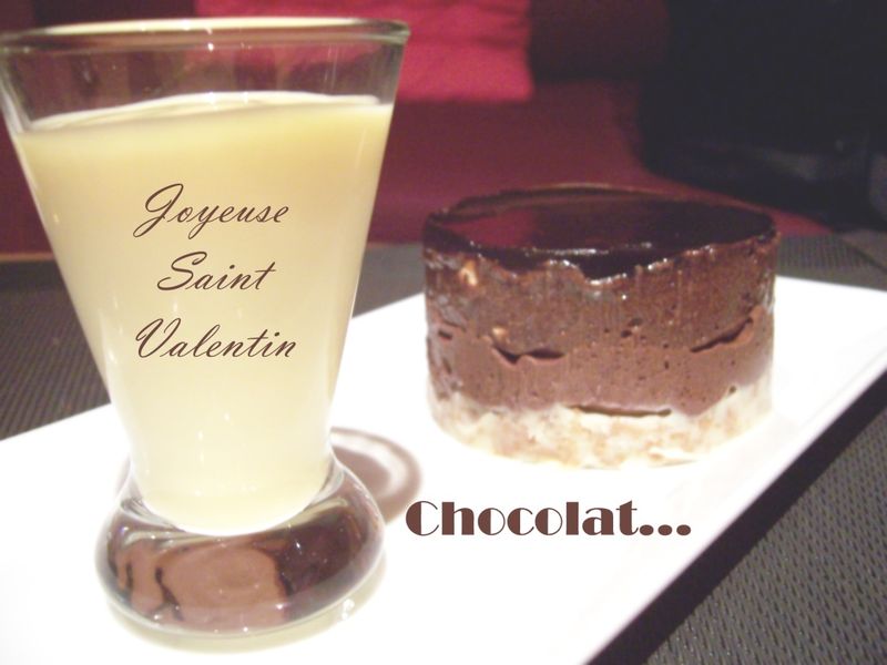 Trio de chocolat de la Saint-Valentin recettes dessert Serment tibétain, pèlerinage lyonnais, trinité de mousse au chocolat divine (nature, éclats de fèves, pistache)