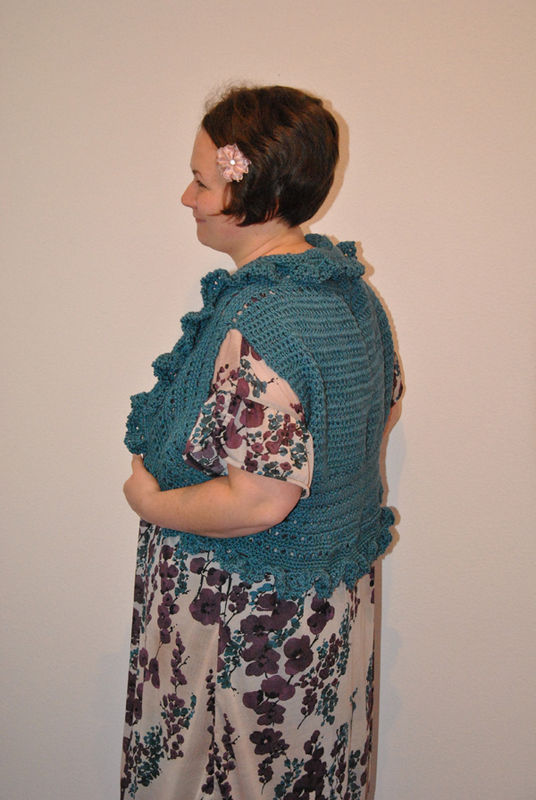robe_fleurs__gilet_crochet2