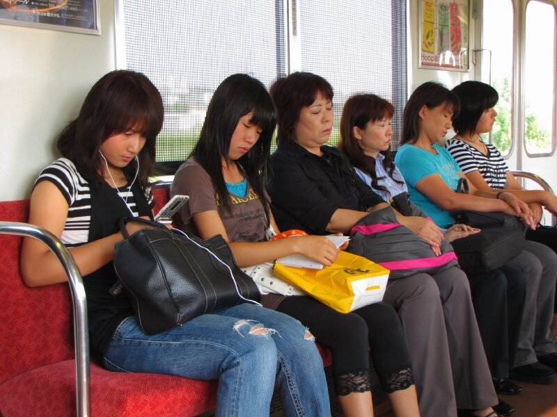 Densha Girls!