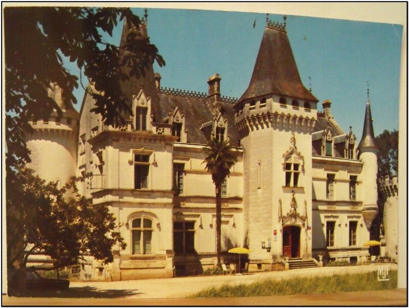Nieuil - le chateau hostellerie