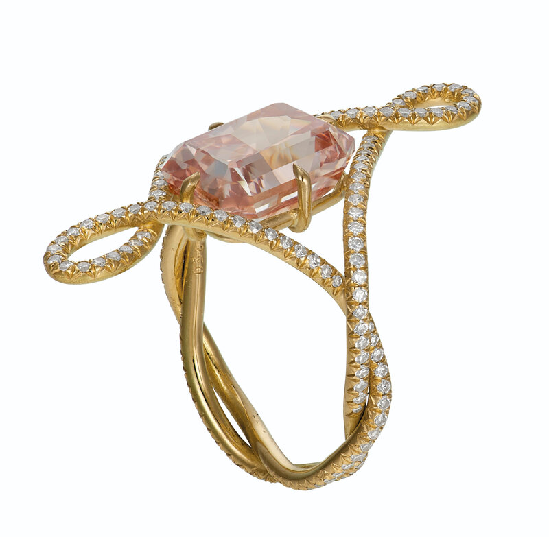 2020_NYR_18991_0375_001(colored_diamond_and_diamond_ring_mounted_by_jar094105)