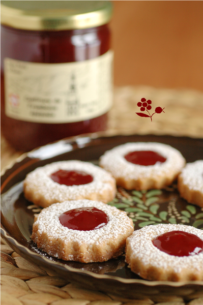 Sablés pâte d'amande pour confiture de framboise épépinée_1