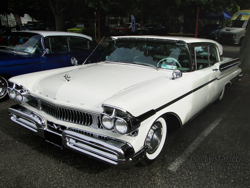 Mercury Turnpike Cruiser hardtop coupe-1957-01