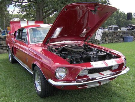 792px-1968_Shelby_GT350